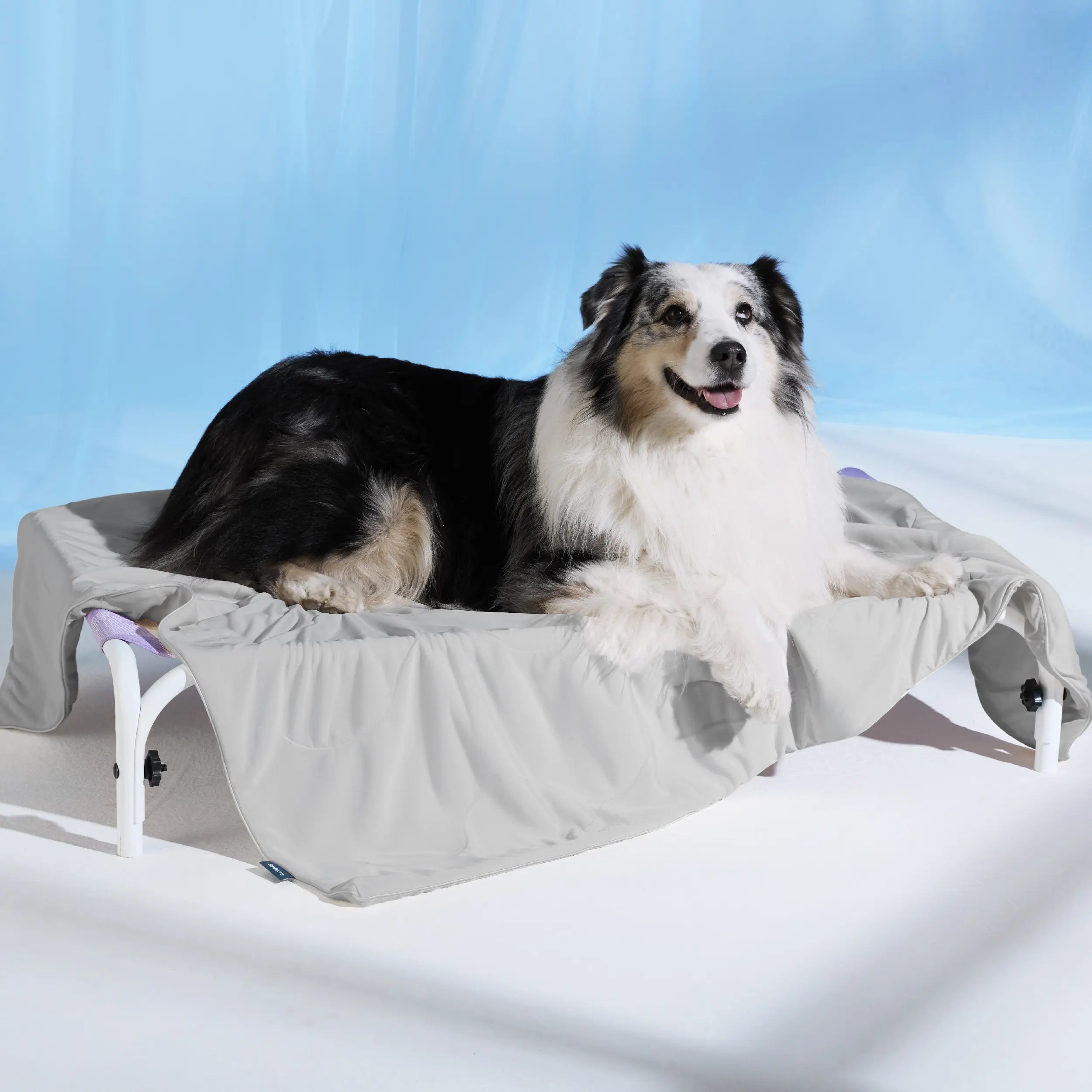 Bedsure Washable Cooling Mat for Dogs - Q-MAX>0.4 Non-Slip Summer Crate Bed for Large Dogs, No Gel or Electricity Required